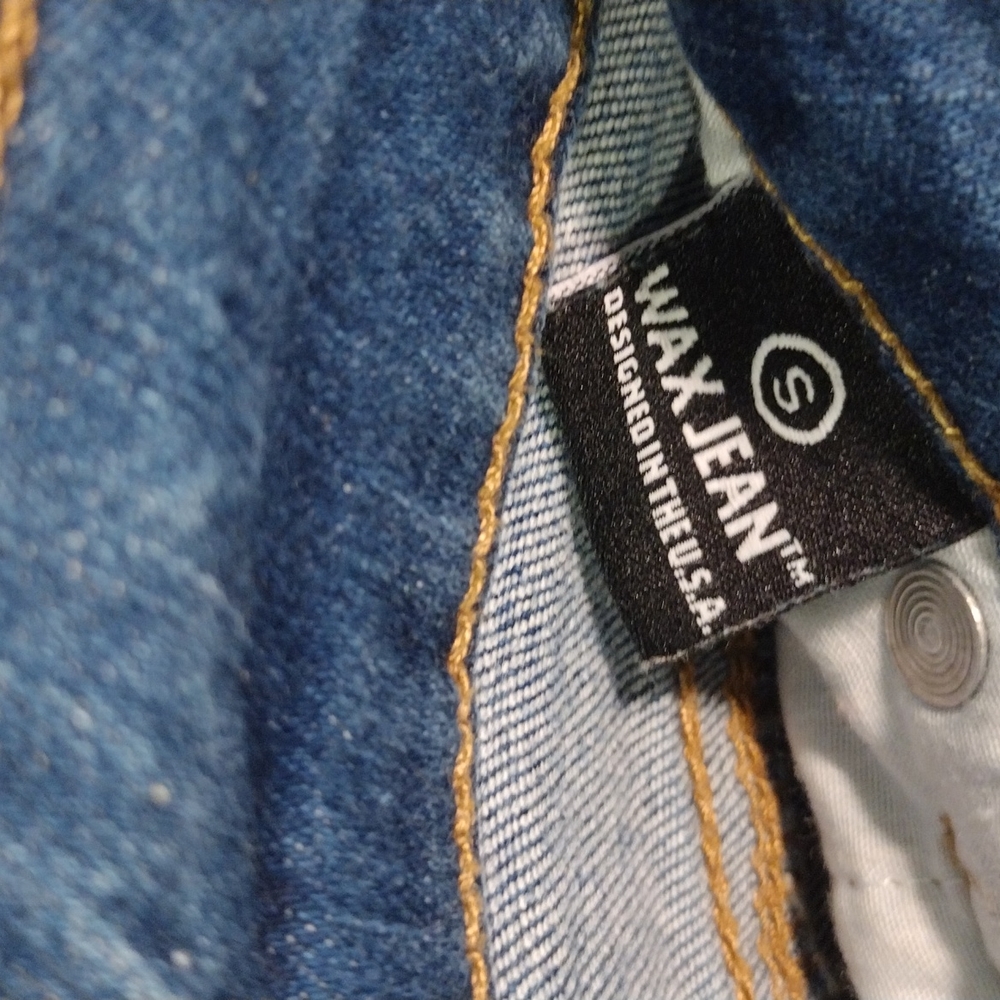 Wax Jean size small cuffed jean shorts - Picture 5 of 5